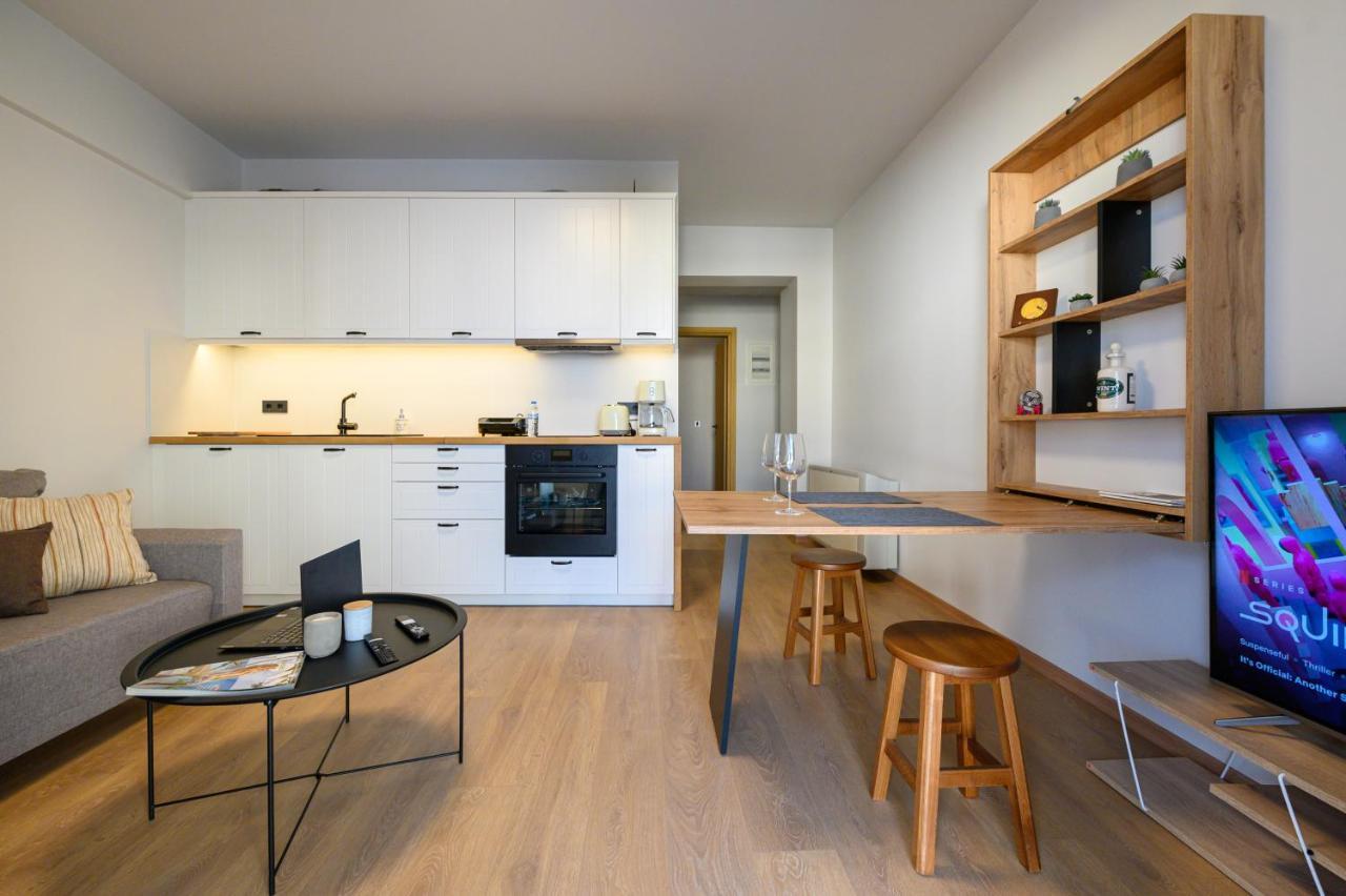 Plato 42 Apartment Kalamata Exterior photo